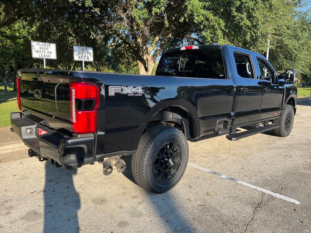 New 2026 Ford F350 Lariat w/ Black Appearance Package image 7