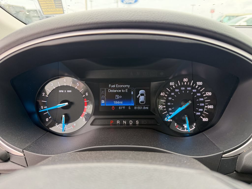 Used 2015 Ford Fusion SE FWD image 22