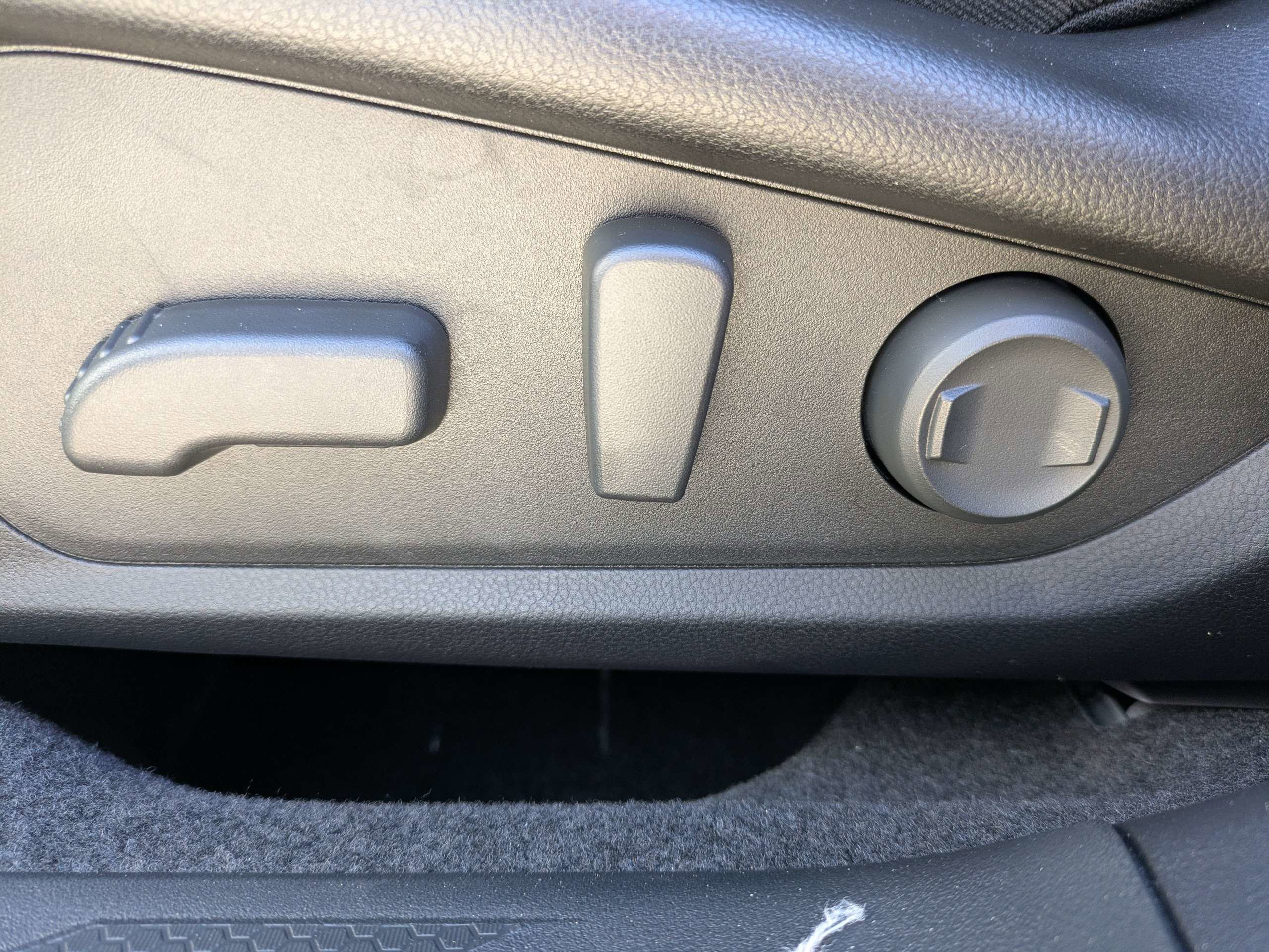 New 2026 Subaru Outback Premium image 21