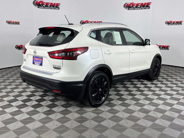 Used 2022 Nissan Rogue Sport SV w/ Technology Package AWD/4WD image 3