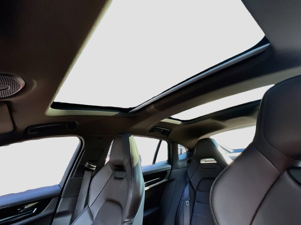 Certified 2025 Porsche Panamera 4S AWD/4WD image 14
