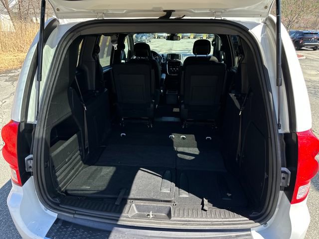 Used 2019 Dodge Grand Caravan SE image 23
