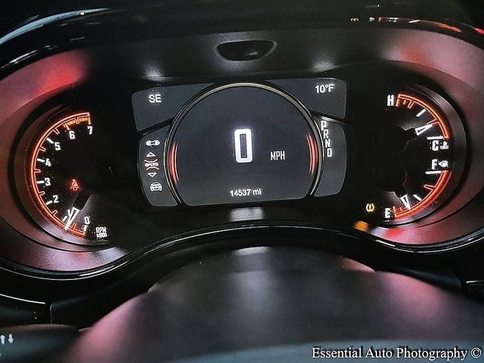 Used 2023 Dodge Durango R/T AWD/4WD image 5