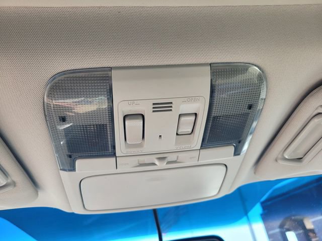 Used 2013 Subaru Outback 2.5i Limited w/ Moonroof Pkg AWD/4WD image 22