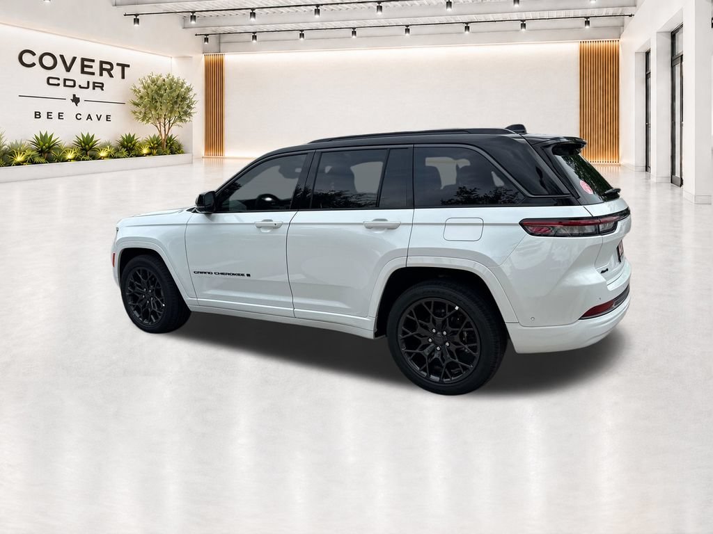 New 2026 Jeep Grand Cherokee Summit w/ Obsidian Package AWD/4WD image 7