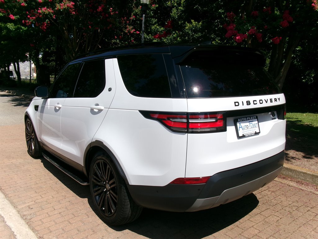 Used 2020 Land Rover Discovery HSE AWD/4WD image 5