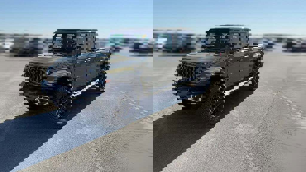 New 2026 Jeep Gladiator Sport