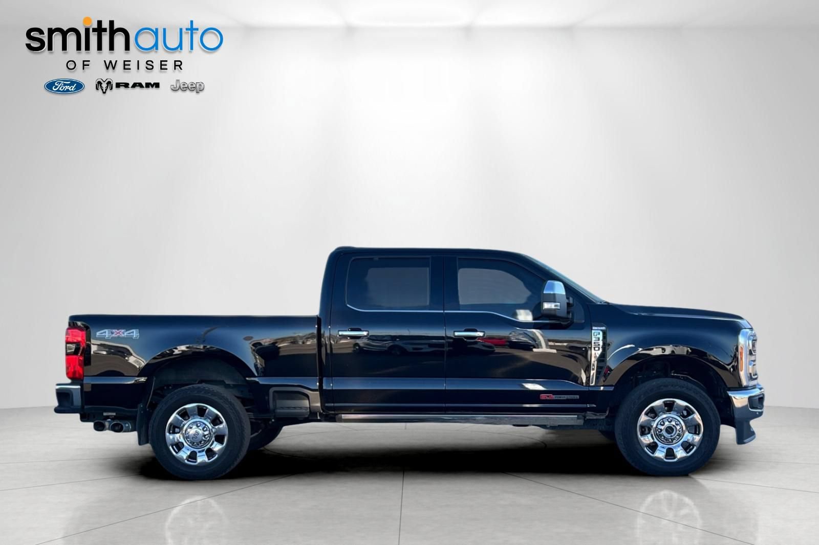 Used 2025 Ford F350 King Ranch w/ Chrome Package AWD/4WD image 3