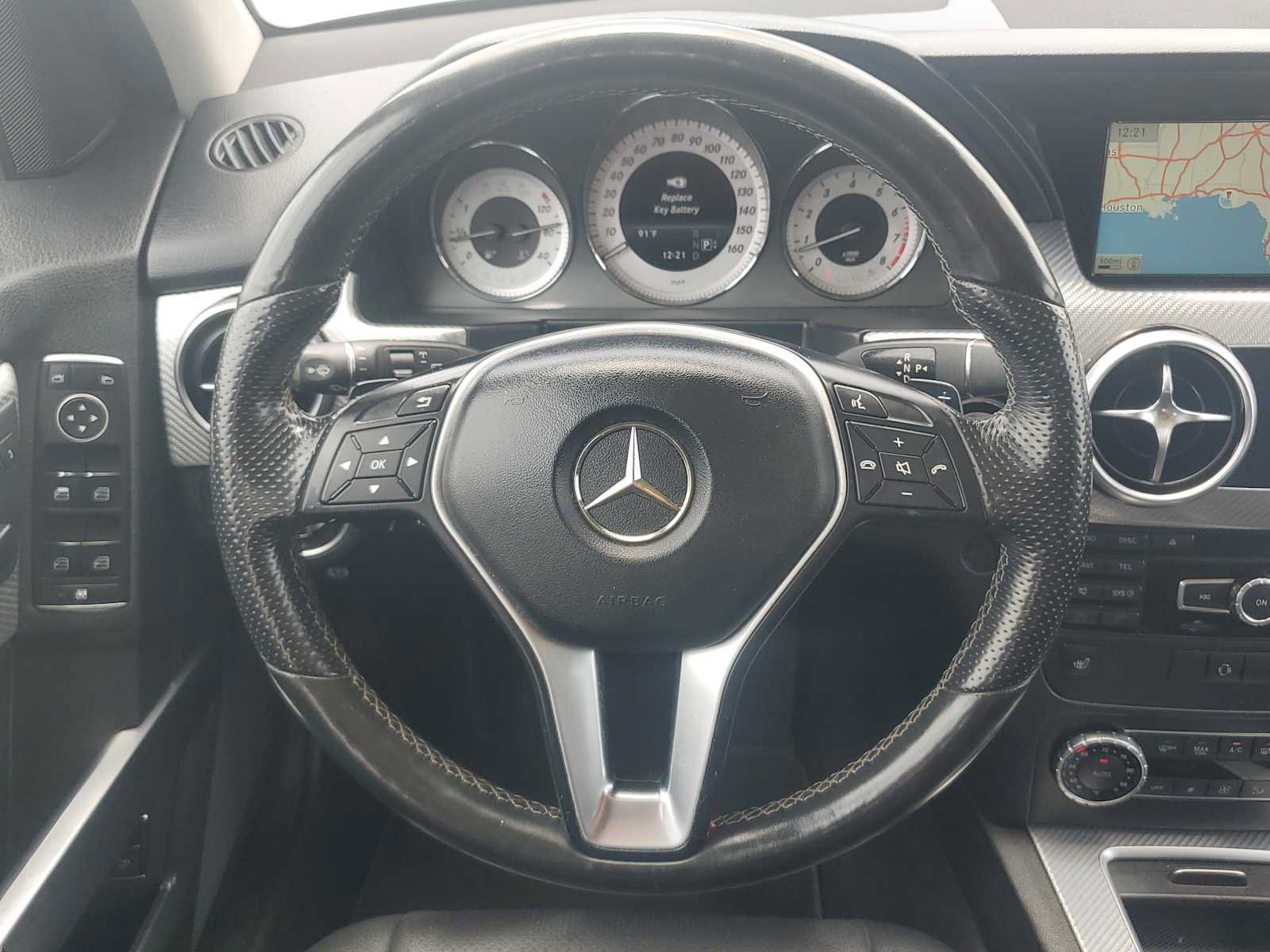 Used 2015 Mercedes-Benz GLK 350 2WD image 11