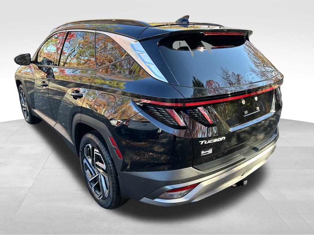 Certified 2025 Hyundai Tucson Limited image 3