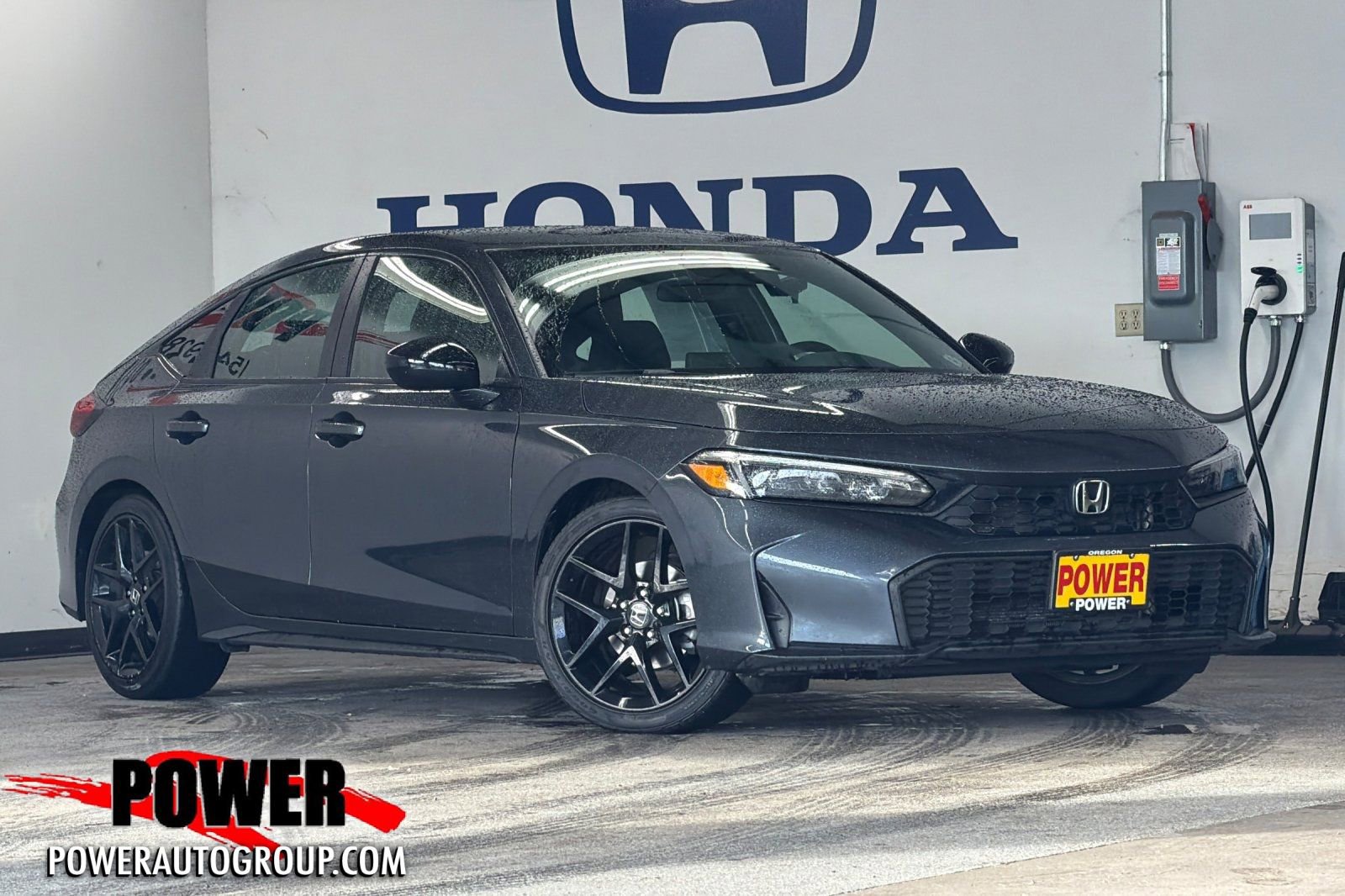 Used 2025 Honda Civic Sport image 1