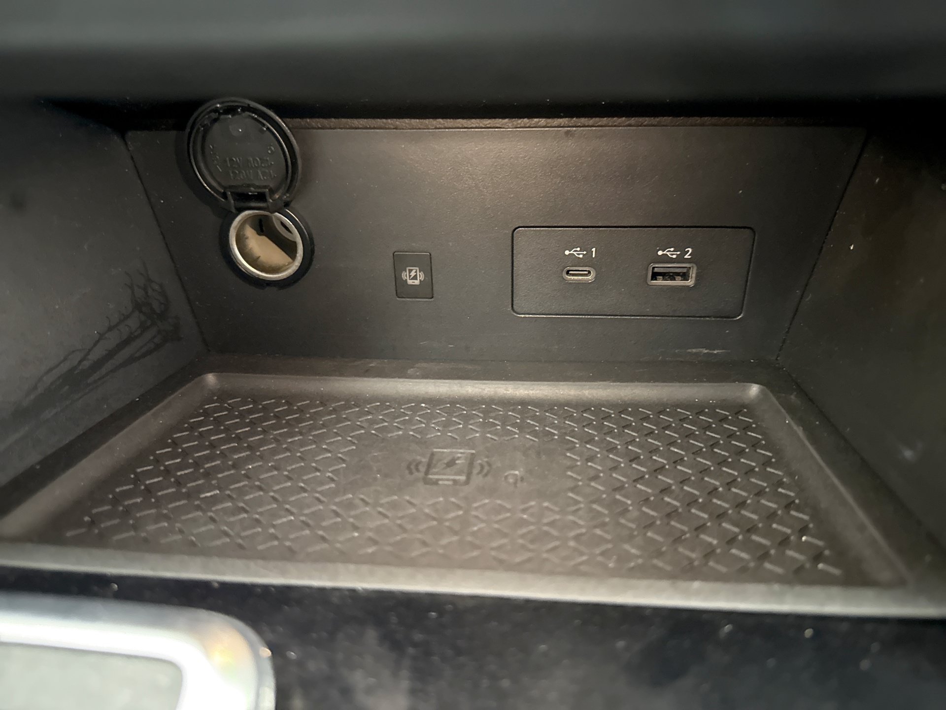 Used 2023 Nissan Pathfinder SL w/ Cargo Package AWD/4WD image 17