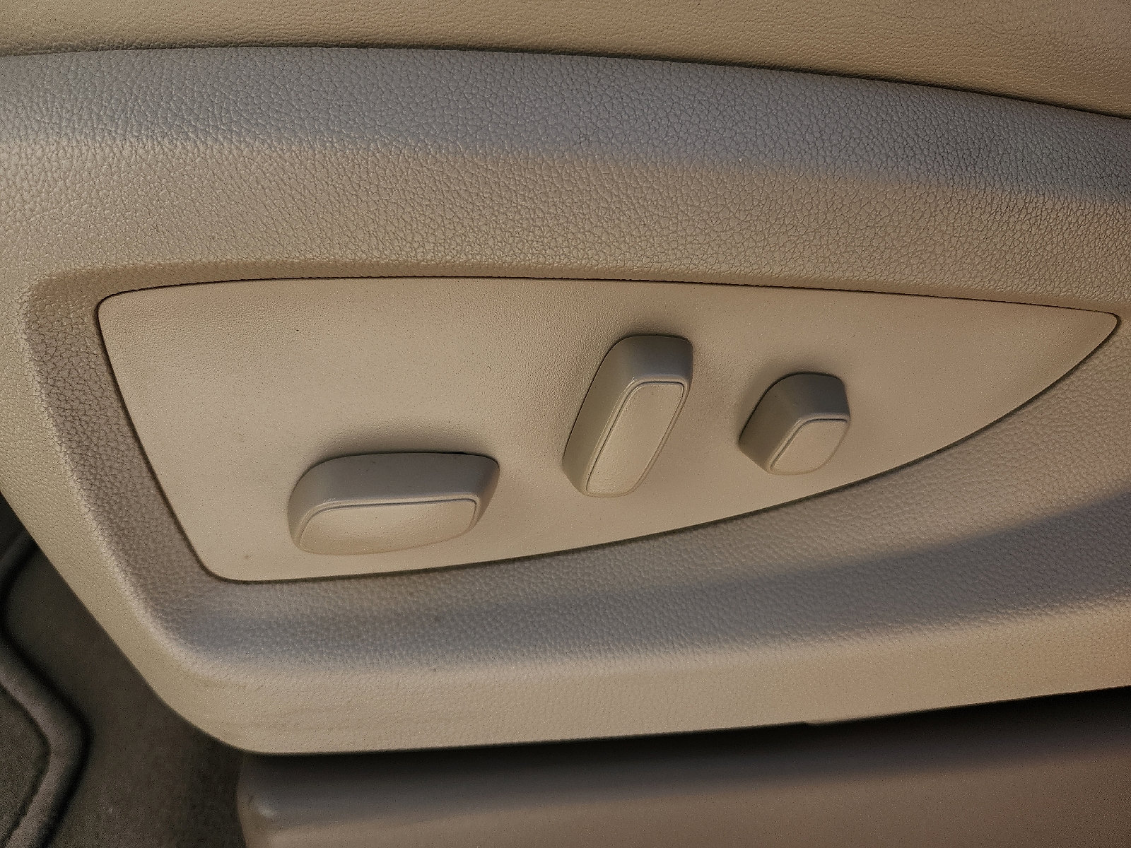 Used 2020 GMC Yukon XL Denali w/ Denali Ultimate Package image 13