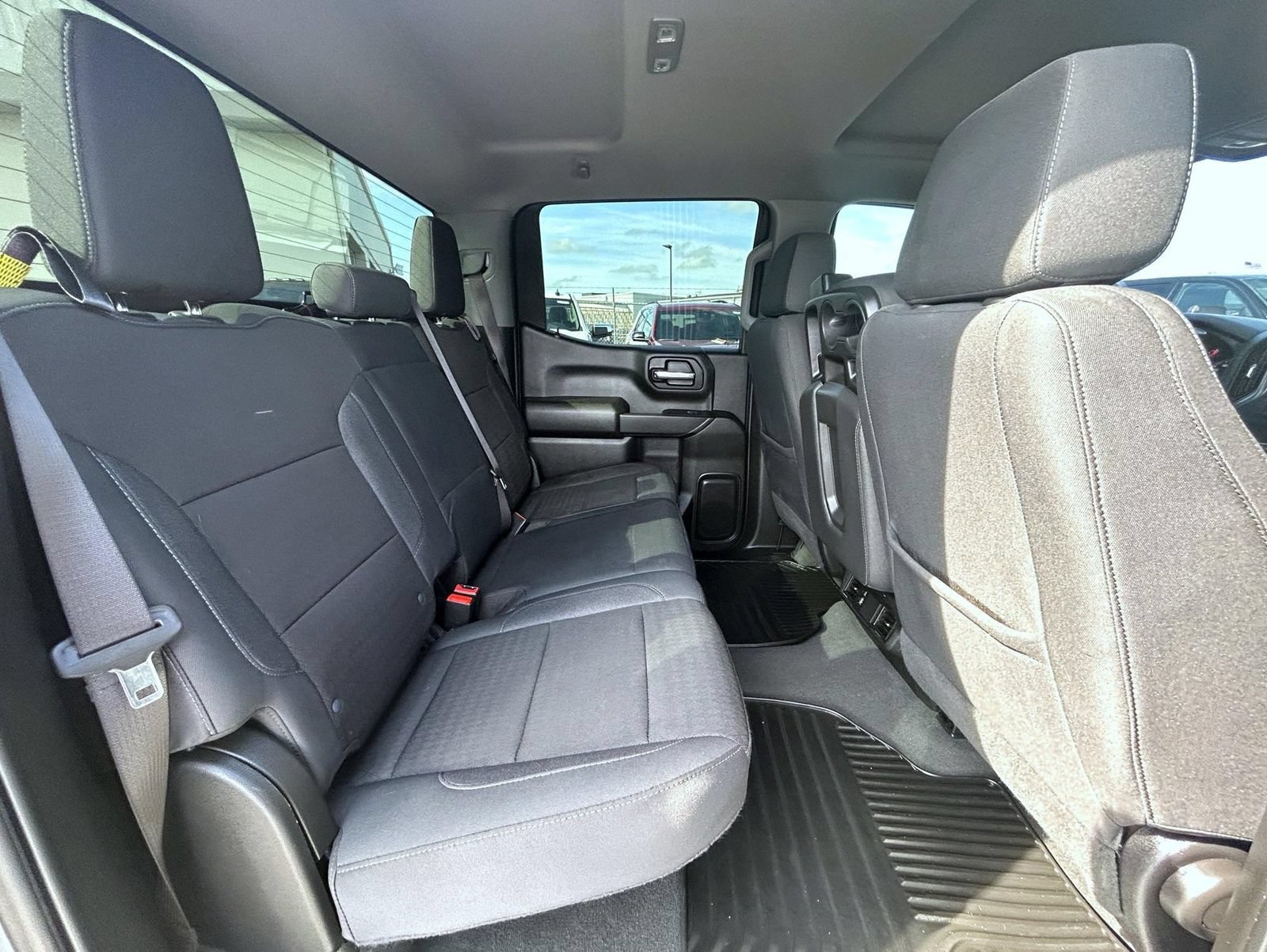 Certified 2024 Chevrolet Silverado 1500 Custom w/ Dark Appearance Package AWD/4WD image 20