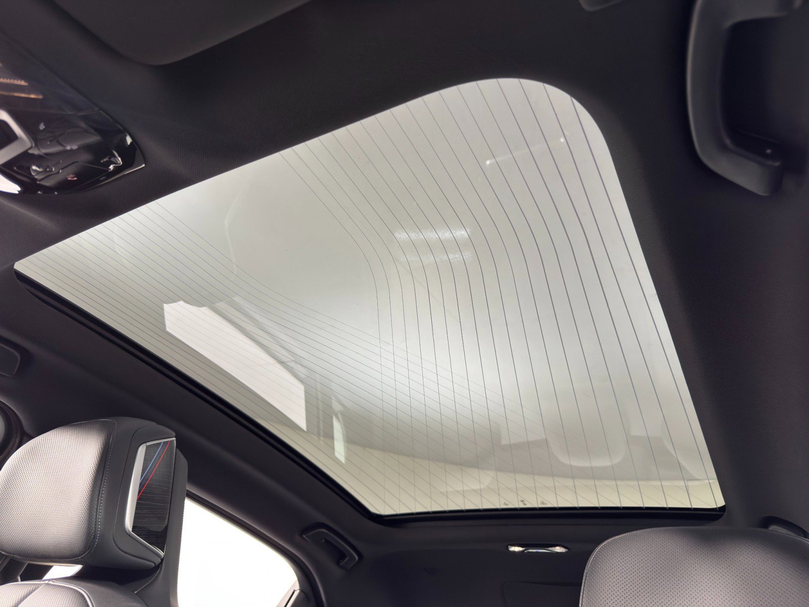 Used 2024 BMW 740i w/ Premium Package 2 image 12