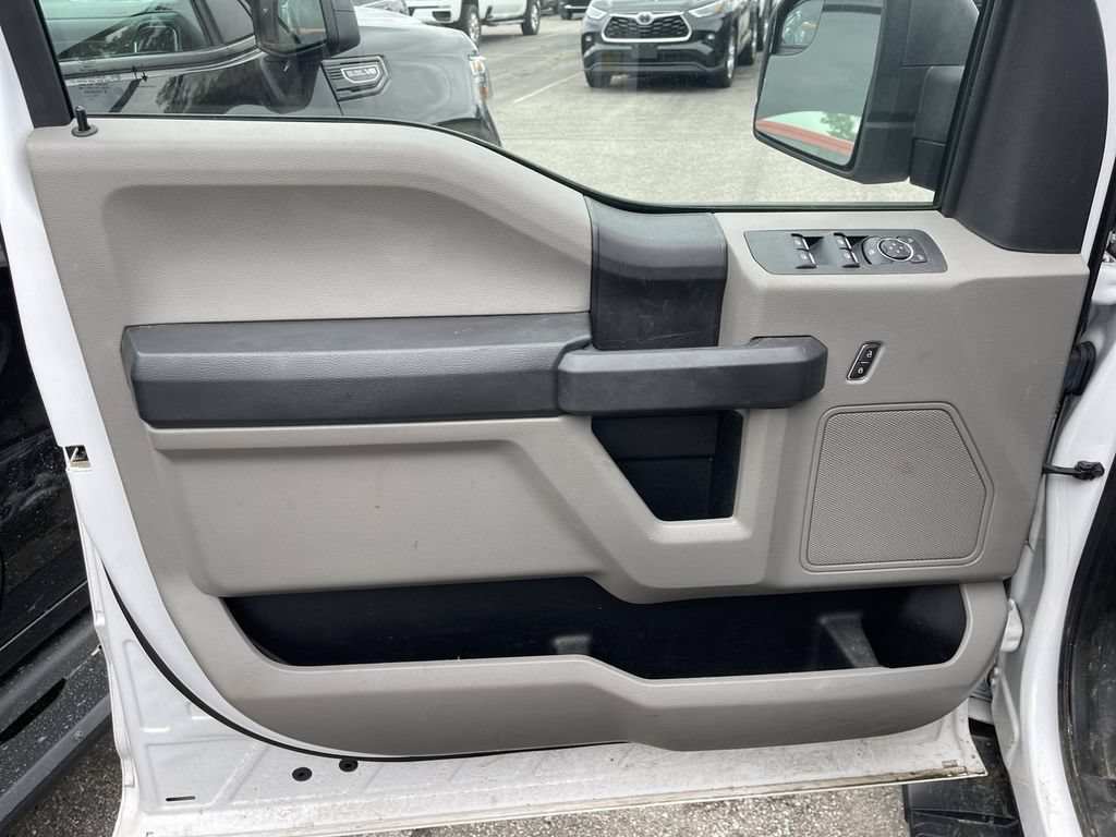 Used 2019 Ford F150 XL w/ Equipment Group 101A Mid AWD/4WD image 4