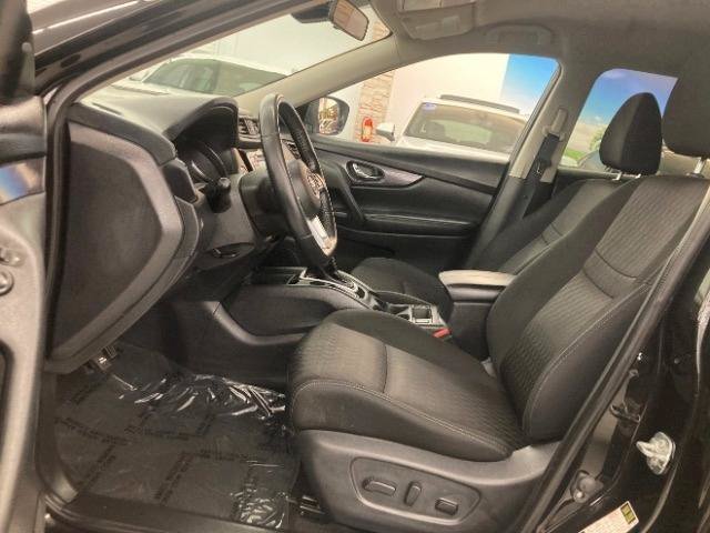 Used 2020 Nissan Rogue SV AWD/4WD image 9
