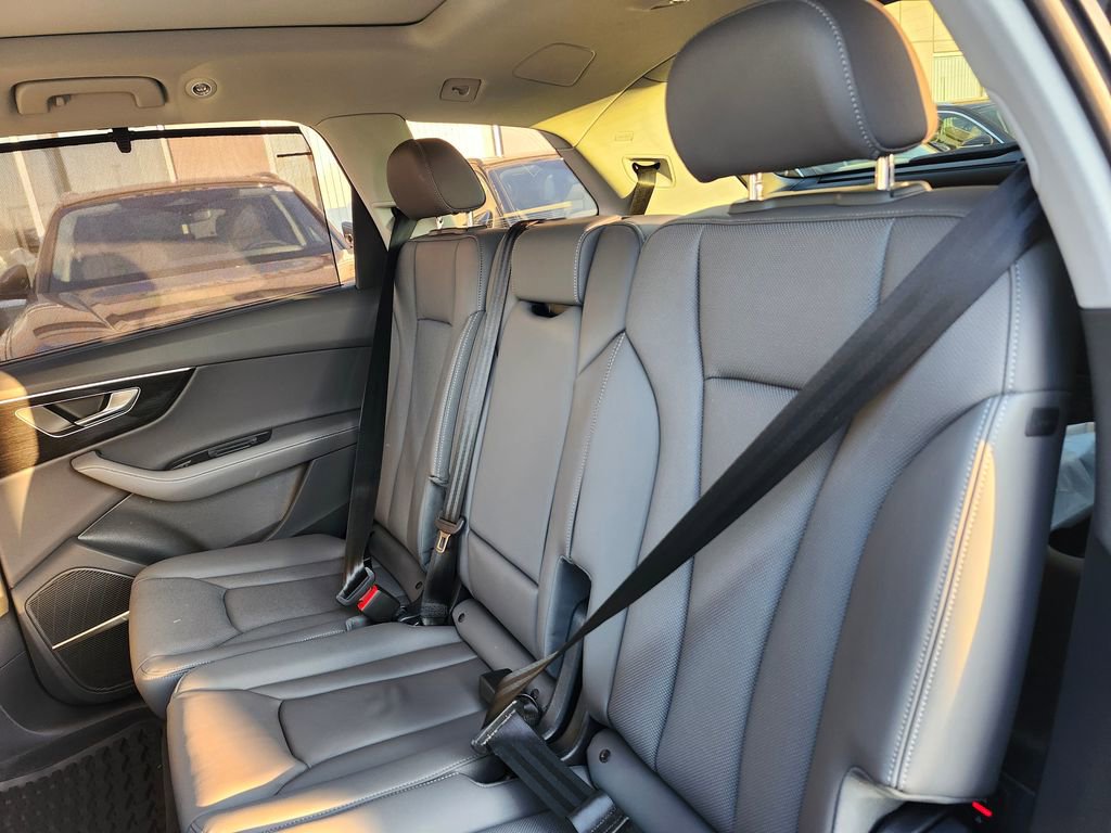 Certified 2025 Audi Q7 3.0T Premium Plus w/ Premium Plus Package image 14