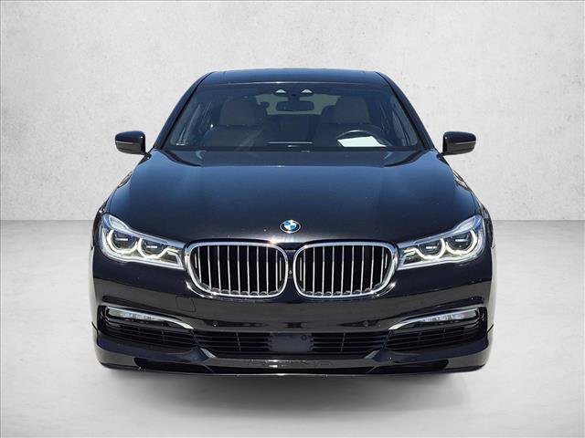 Used 2017 BMW ALPINA B7 xDrive AWD/4WD image 2
