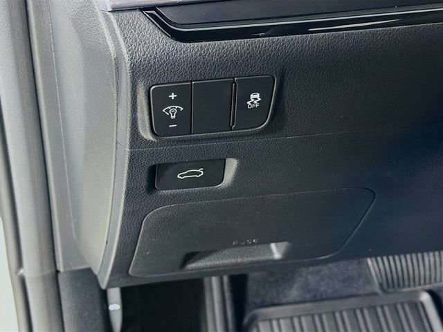 Used 2025 Kia K5 EX FWD image 12