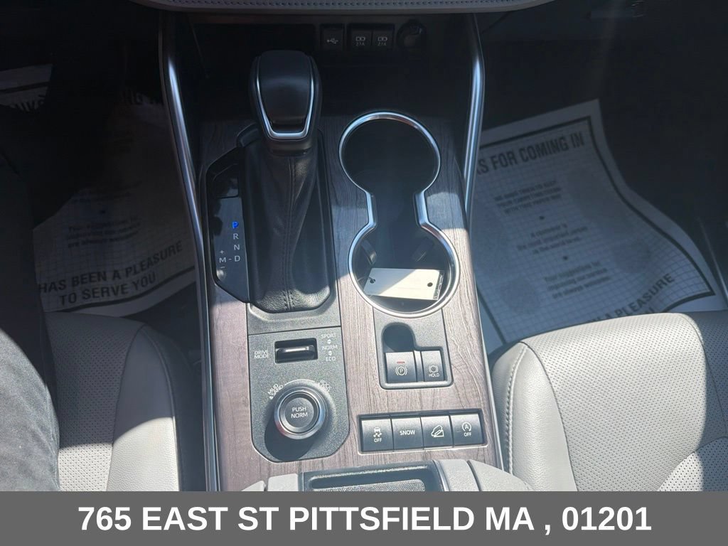 Used 2021 Toyota Highlander Platinum AWD/4WD image 26