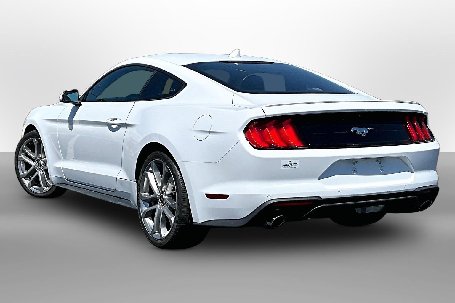 Used 2021 Ford Mustang Premium w/ Ford Safe & Smart Package RWD image 9