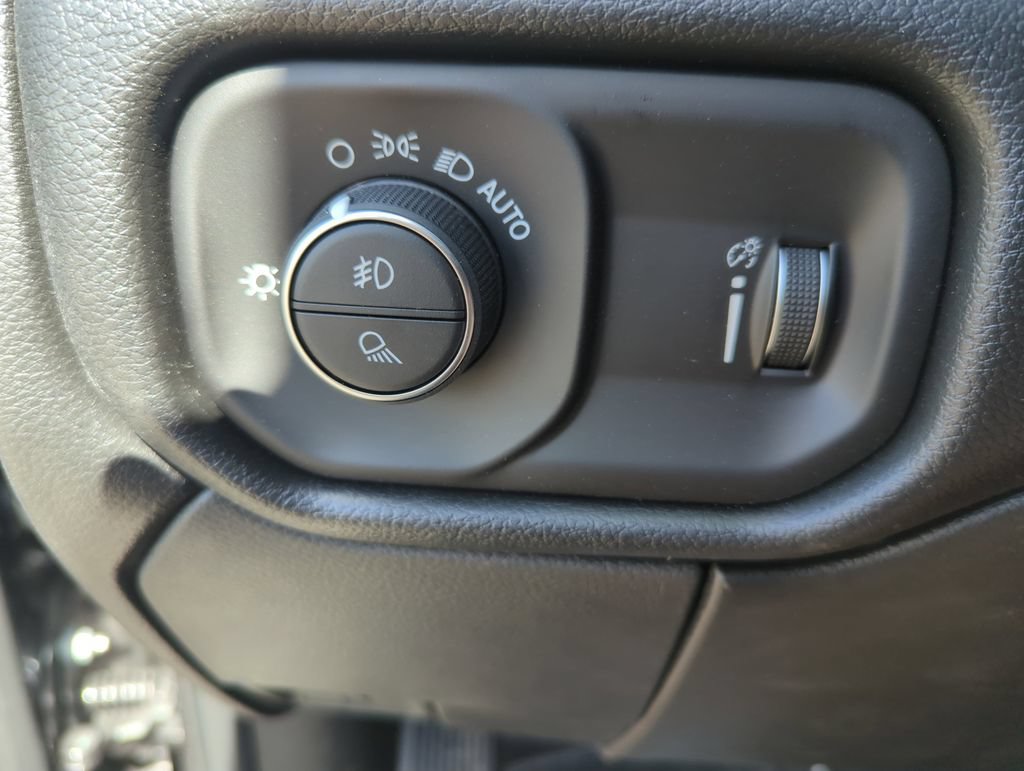 New 2026 RAM 2500 Warlock AWD/4WD image 19