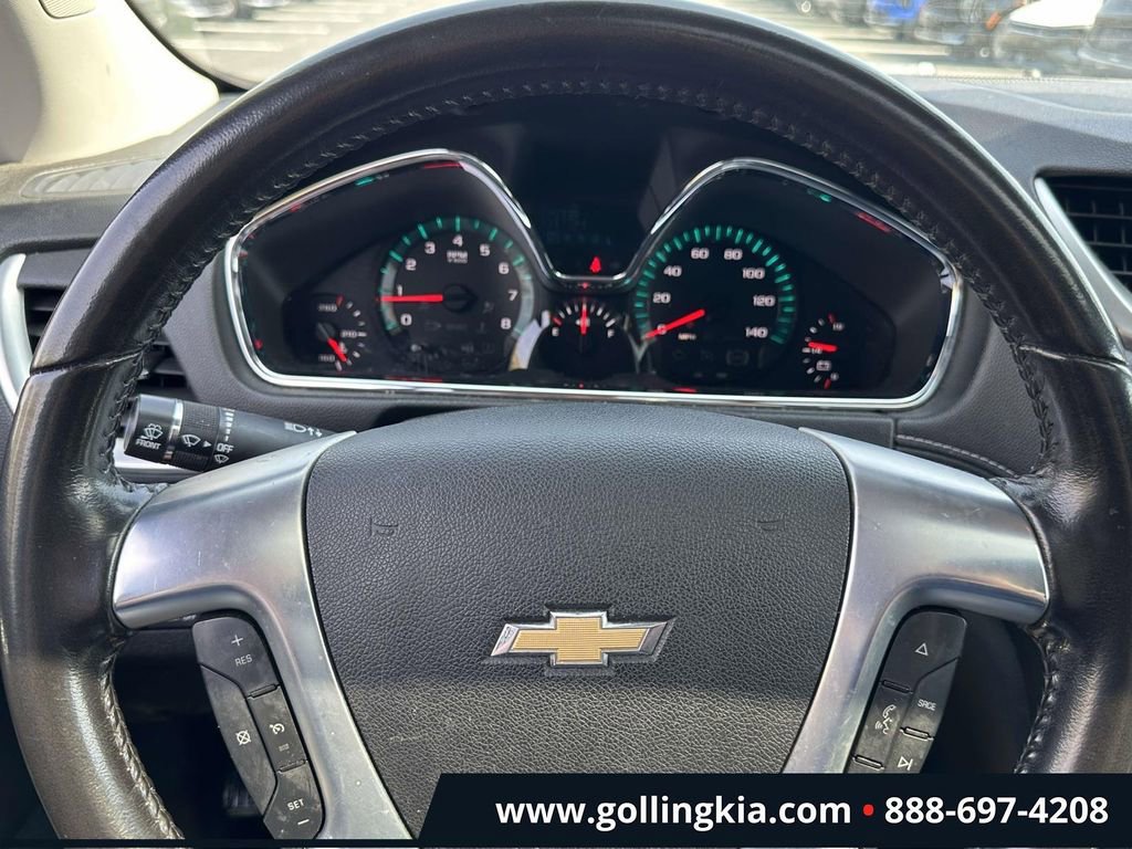 Used 2017 Chevrolet Traverse LT FWD image 20