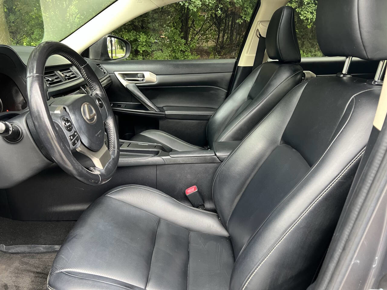 Used 2015 Lexus CT 200h Base 4dr Hatchback image 6