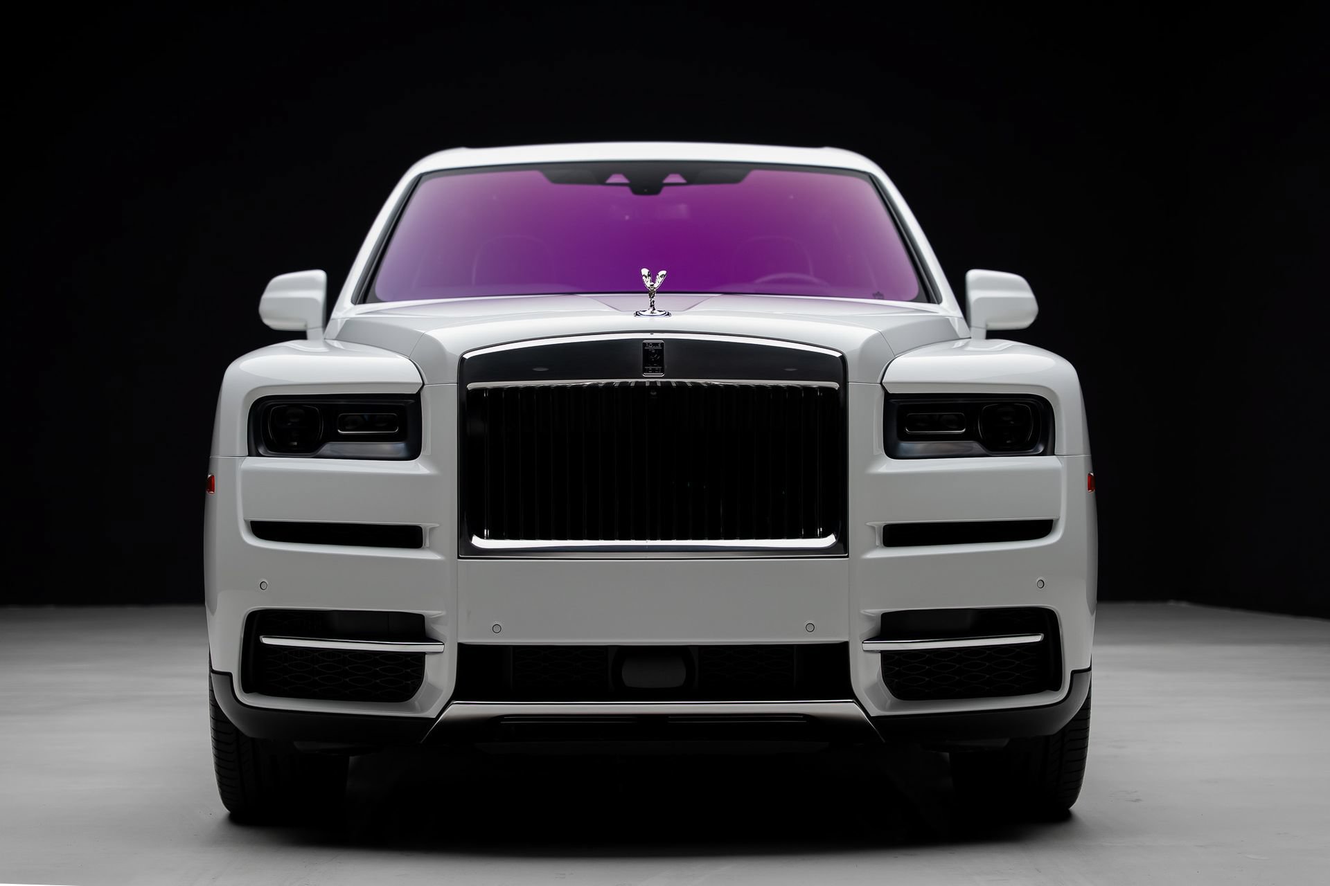 Used 2024 Rolls-Royce Cullinan w/ Cullinan Package AWD/4WD image 9