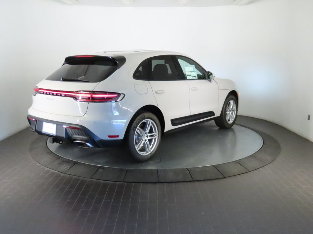 New 2026 Porsche Macan AWD/4WD image 7