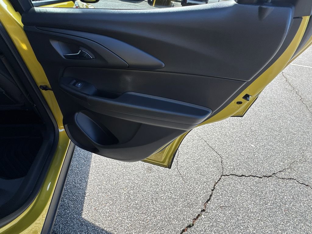 Used 2024 Chevrolet TrailBlazer ACTIV w/ Convenience Package image 16