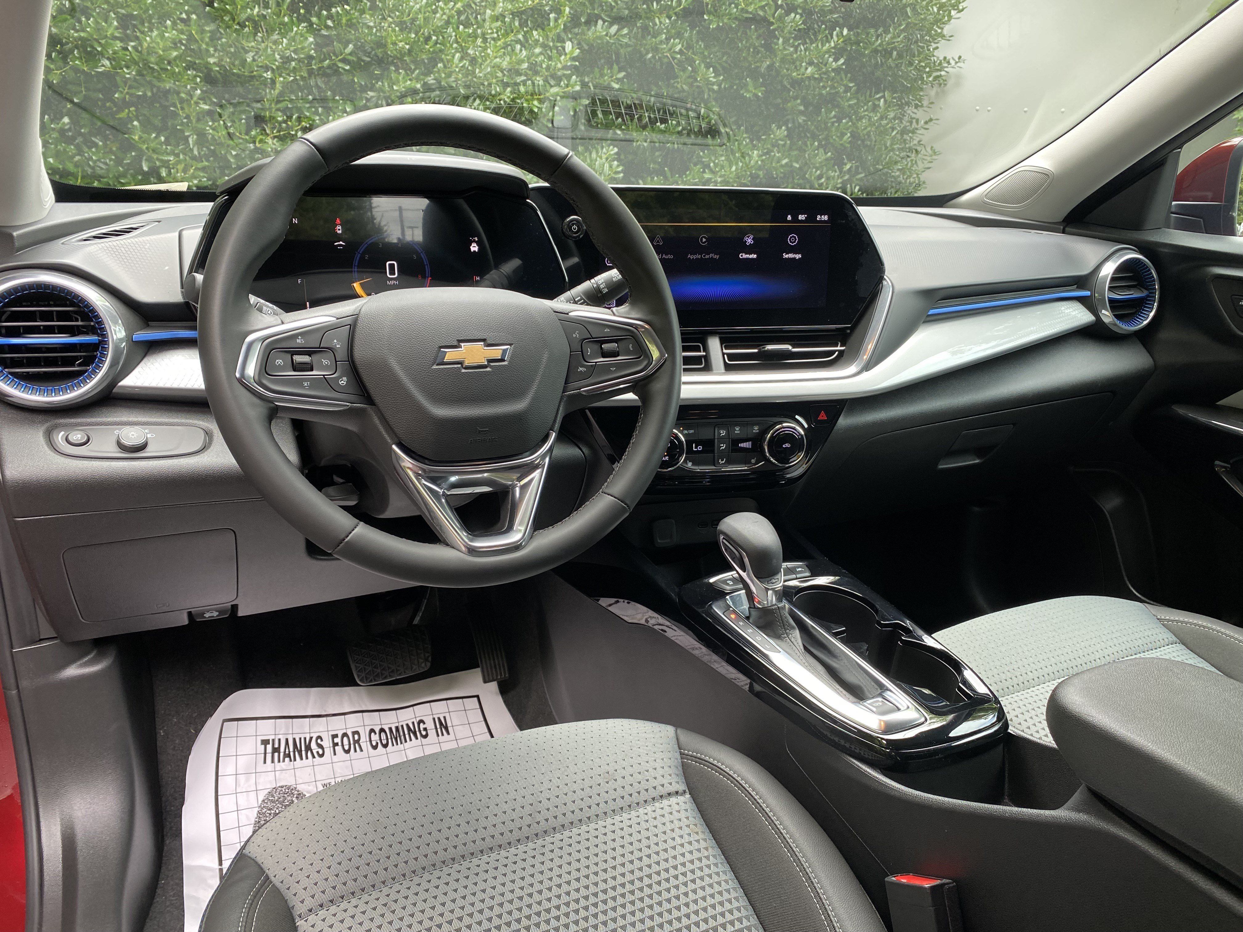Used 2025 Chevrolet Trax LT w/ Driver Confidence Package FWD image 32