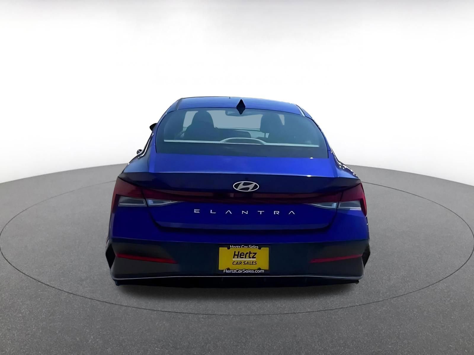 Used 2025 Hyundai Elantra SEL image 12
