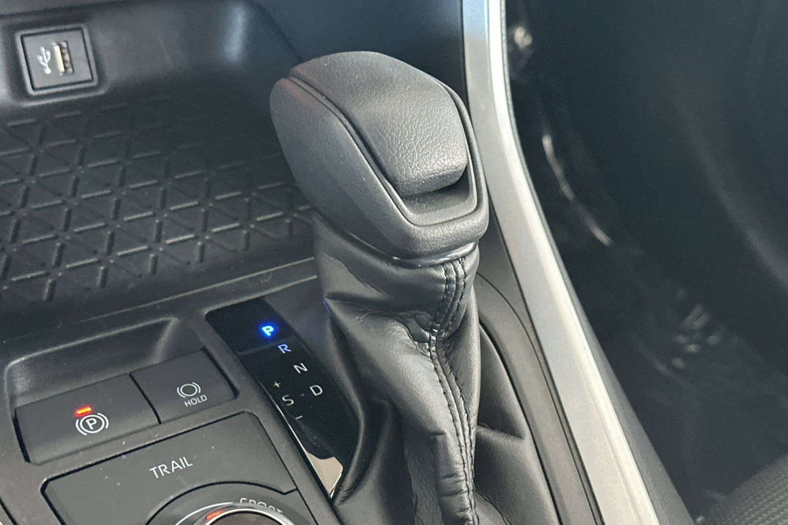 Certified 2024 Toyota RAV4 LE image 26