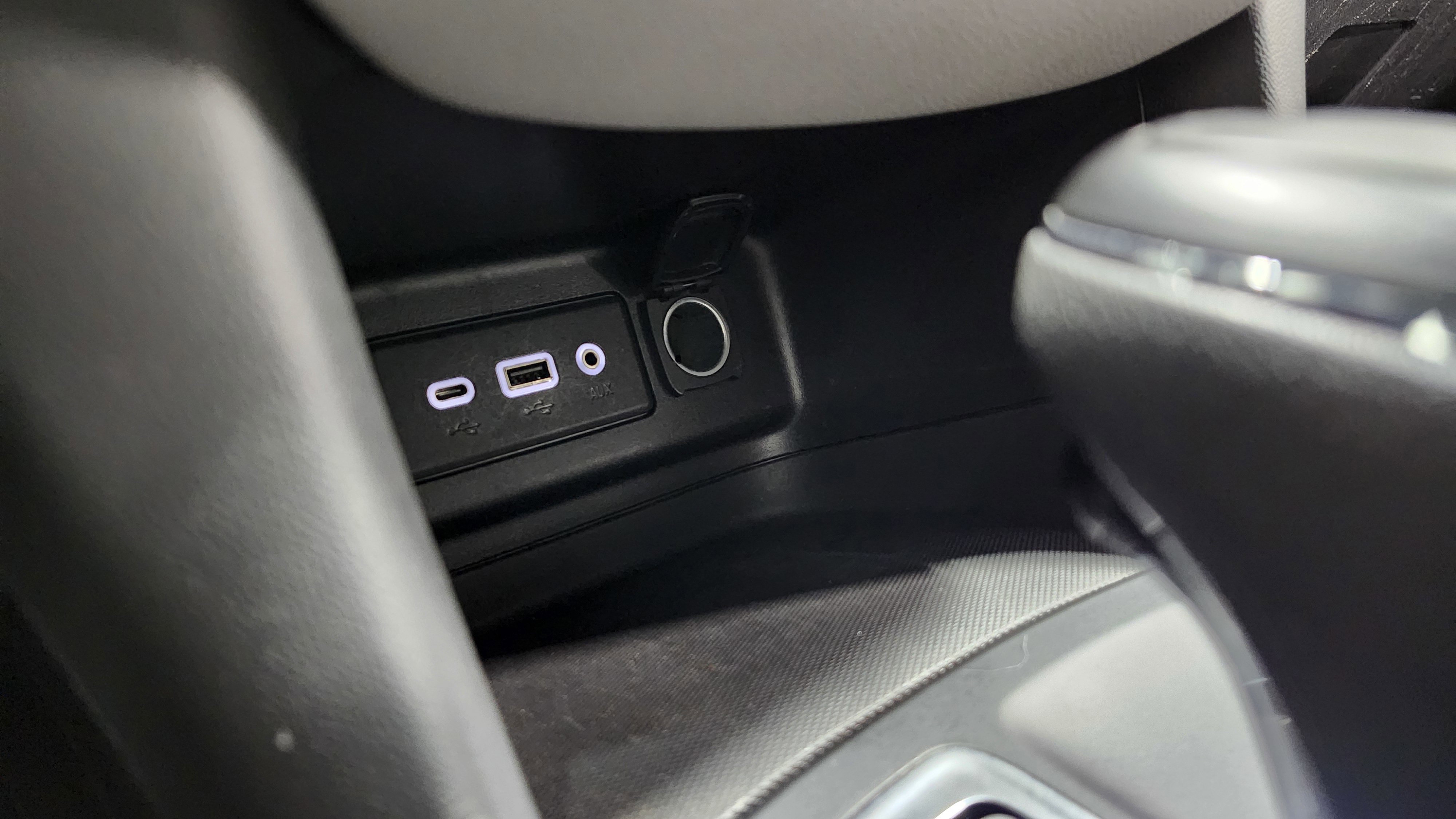 Used 2019 Chevrolet Equinox LS w/ LS Convenience Package image 8