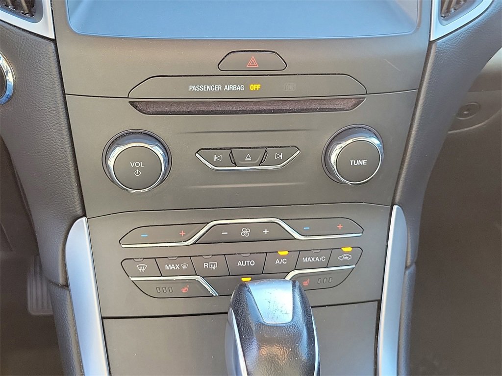 Used 2018 Ford Edge SEL w/ Equipment Group 201A image 58