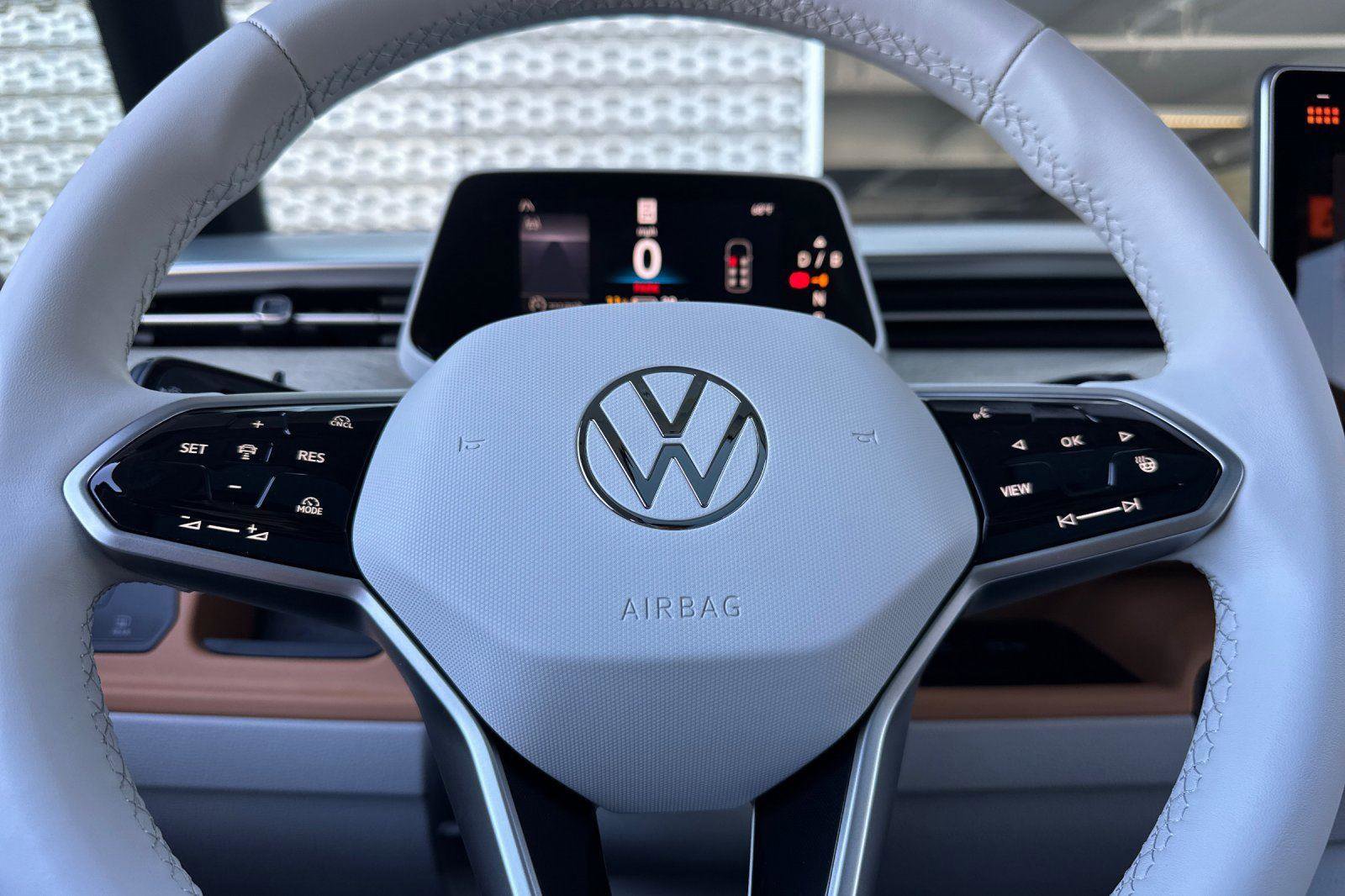 New 2025 Volkswagen ID. Buzz 1st Edition image 21