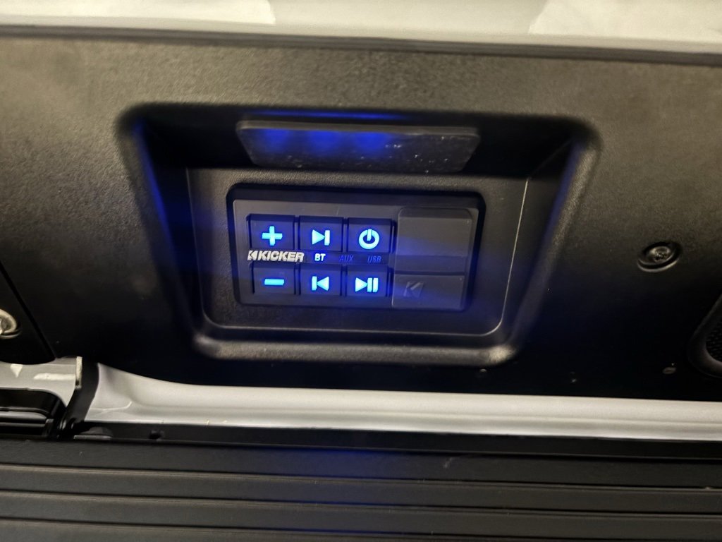 New 2026 GMC Sierra 3500 Denali Ultimate w/ LPO, Black Badging Package image 34