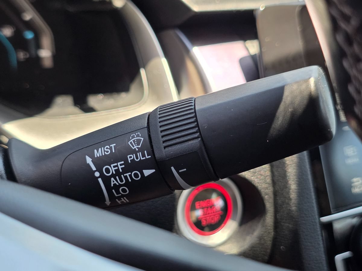 Used 2018 Honda Civic Touring image 44
