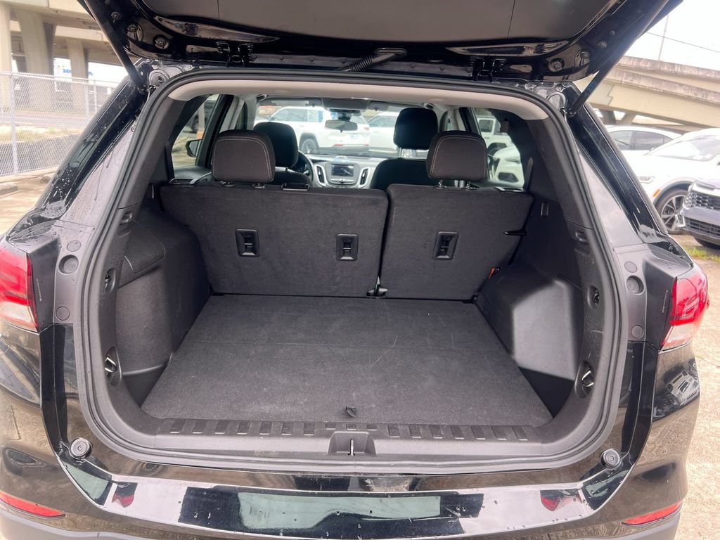 Used 2023 Chevrolet Equinox LS FWD image 18