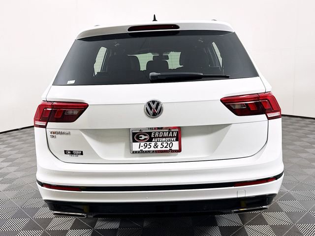 Used 2020 Volkswagen Tiguan SE R-Line FWD image 22