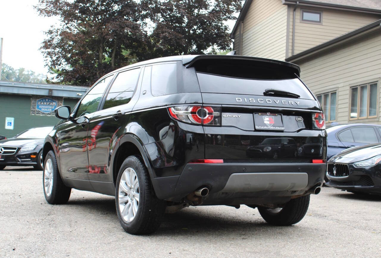 Used 2017 Land Rover Discovery Sport SE image 5