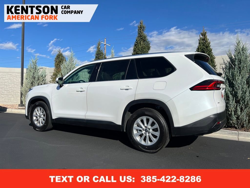 Used 2025 Toyota Grand Highlander AWD image 5