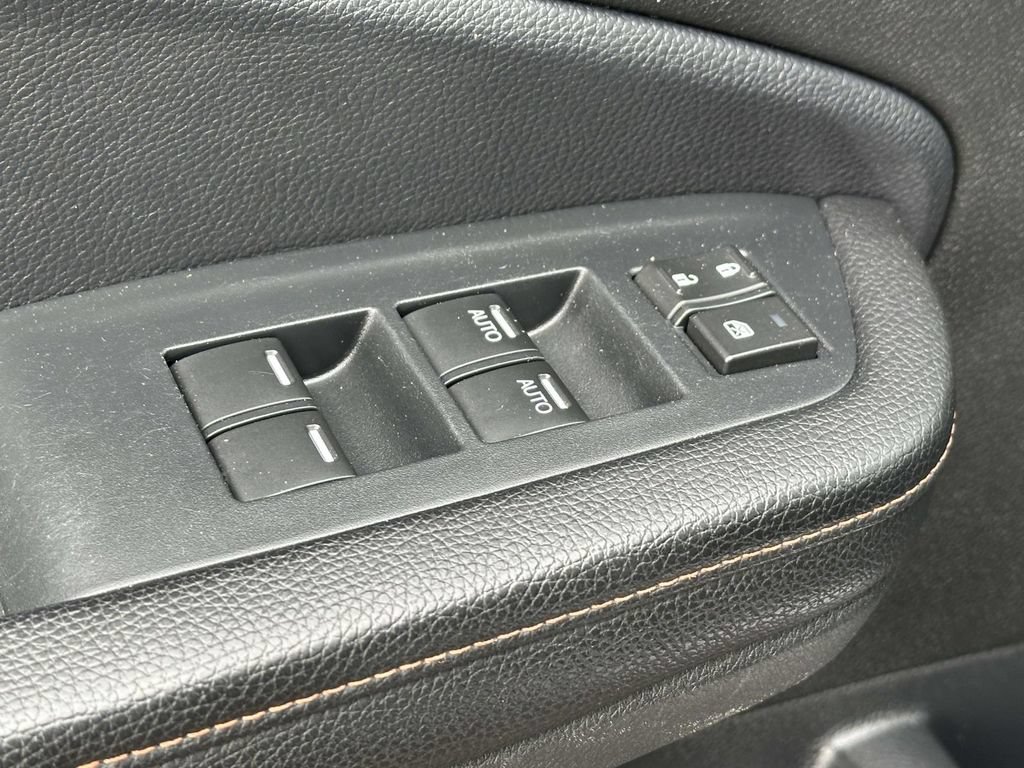 Used 2022 Honda Pilot TrailSport image 16
