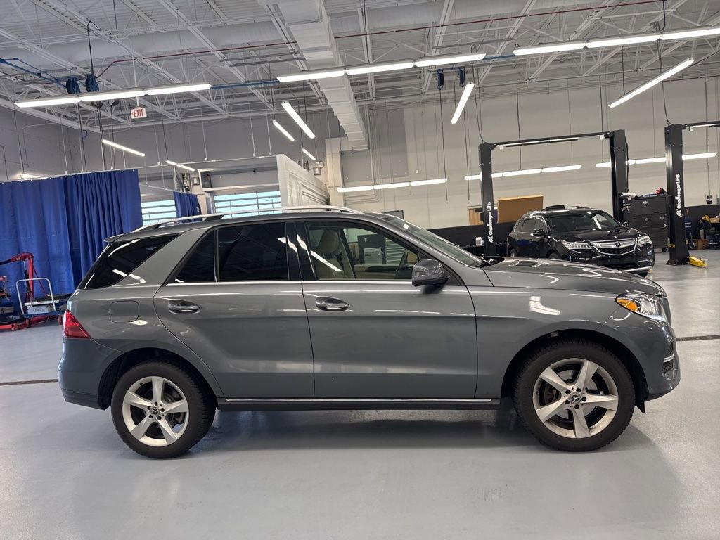 Used 2017 Mercedes-Benz GLE 350 4MATIC image 4