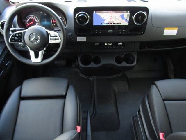 Used 2024 Mercedes-Benz Sprinter 144 Cargo image 33