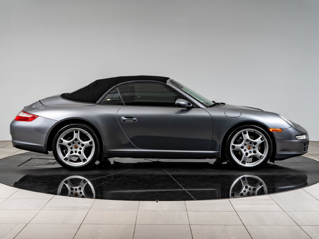 Used 2006 Porsche 911 Carrera RWD image 9