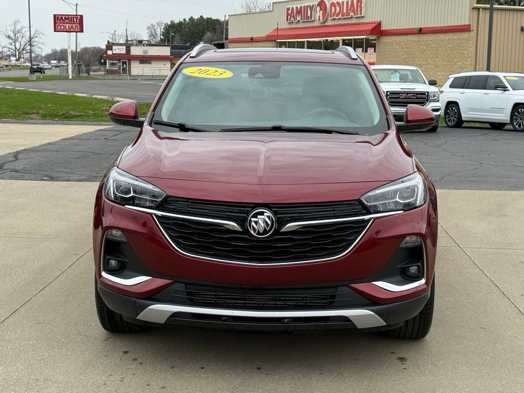 Used 2023 Buick Encore GX Essence w/ Experience Buick Package image 2