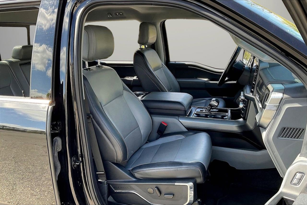 Used 2023 Ford F150 Lariat image 24